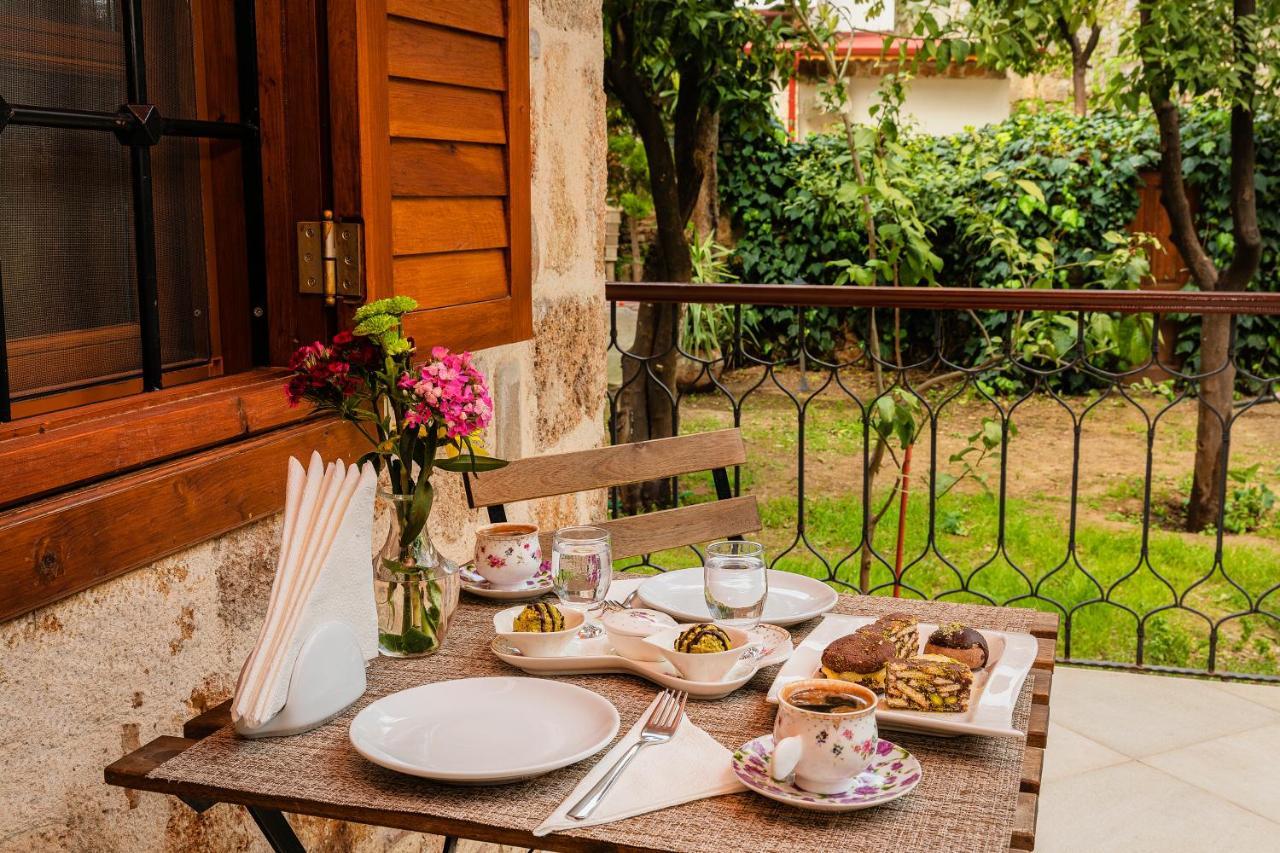 Zemira Garden Hotel Antalya Extérieur photo
